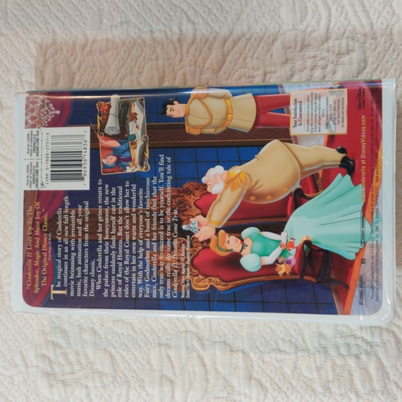 Walt Disney's Cinderella II Masterpiece Collection VHS Movie Tape - Picture 3 of 8